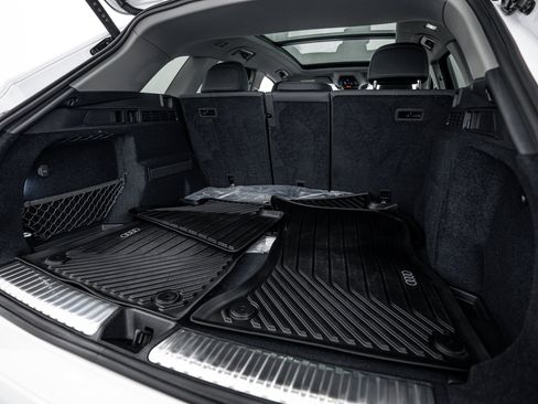 Certified 2025 Audi Q5 Premium w/ Convenience Package AWD/4WD image 19