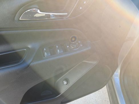 Certified 2024 Chevrolet Equinox LT image 10