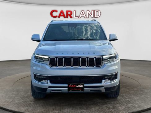 Used 2022 Jeep Wagoneer Series III w/ Flexible Seating Group RWD image 10