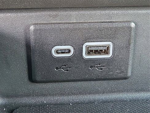 New 2025 Chevrolet Brightdrop 400 image 17