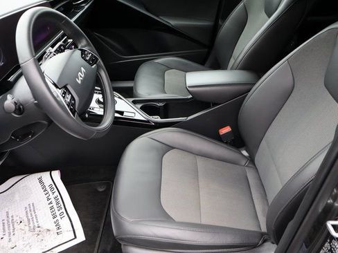 Used 2024 Kia Niro Wind image 39