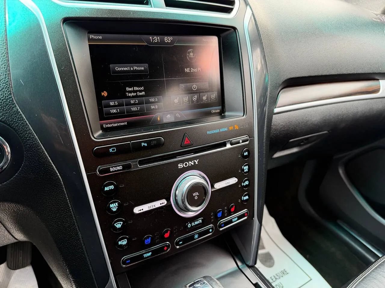 Used 2016 Ford Explorer Limited AWD/4WD image 24