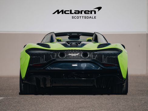 Used 2025 McLaren Artura Performance image 8