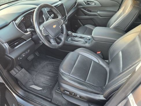 Used 2020 Chevrolet Traverse Premier w/ LPO, Floor Liner Package FWD image 8