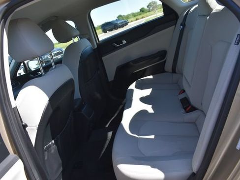 Certified 2021 Kia K5 LXS AWD/4WD image 17