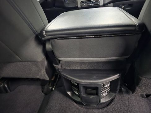 Used 2024 RAM 2500 Big Horn AWD/4WD image 41