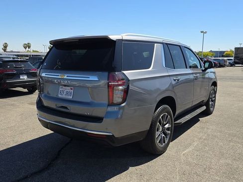 Used 2022 Chevrolet Tahoe LT w/ Luxury Package AWD/4WD image 37