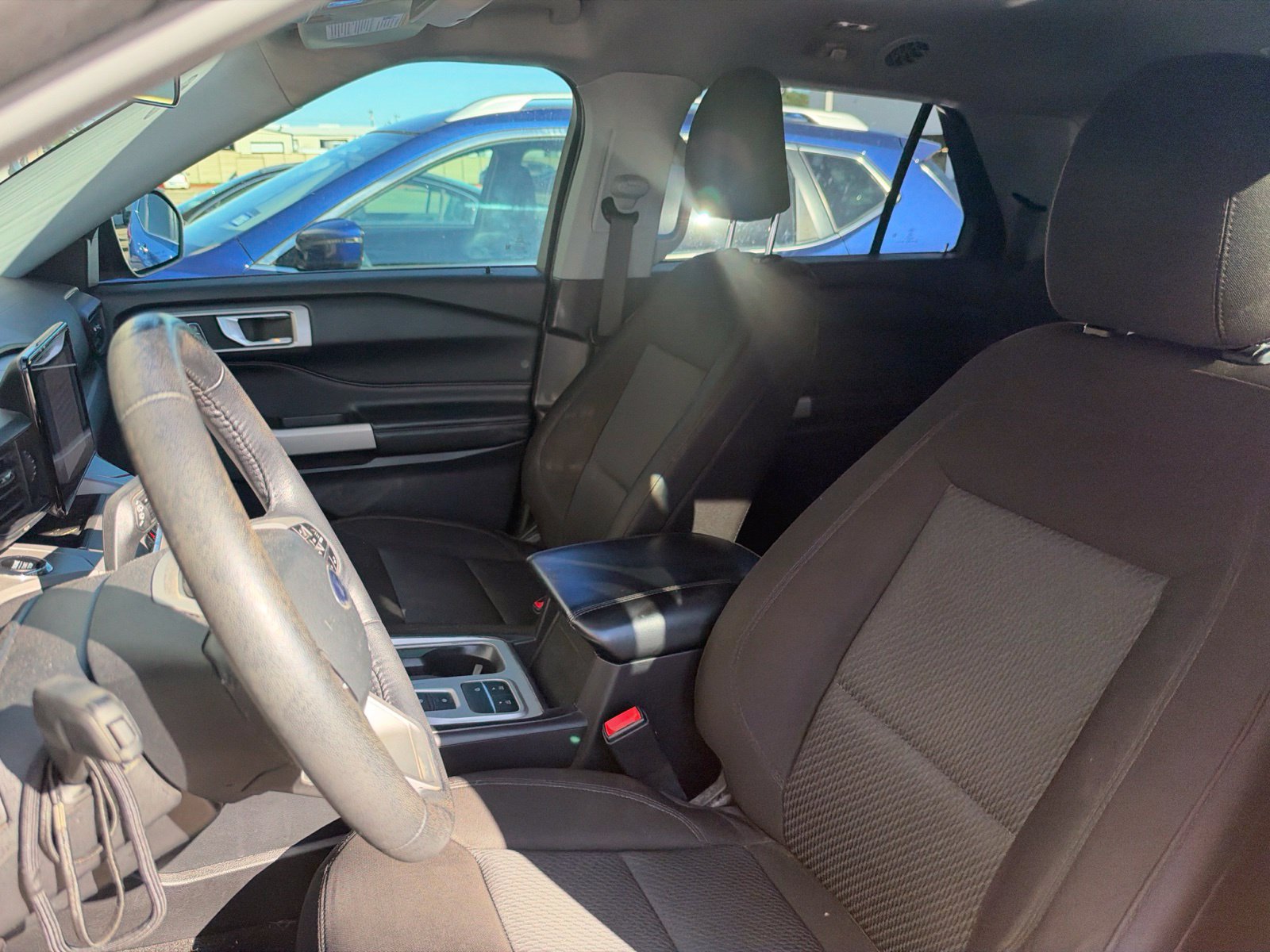 Used 2023 Ford Explorer XLT RWD image 12