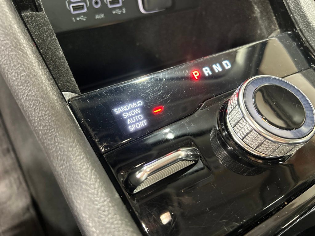 Used 2022 Jeep Grand Cherokee L Limited AWD/4WD image 40
