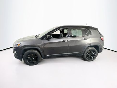 Used 2022 Jeep Compass Latitude w/ Convenience Group AWD/4WD image 8