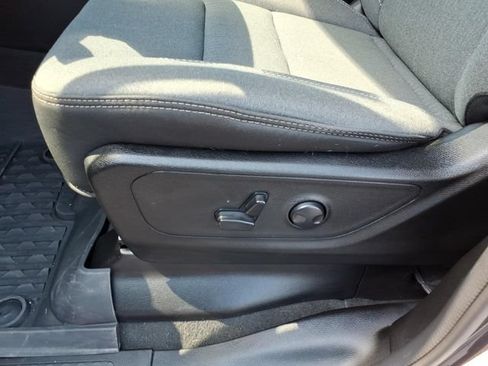 Used 2023 RAM 1500 Big Horn AWD/4WD image 5
