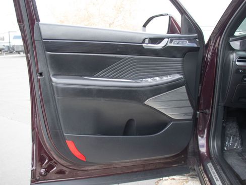 Used 2024 Hyundai Palisade Calligraphy image 9