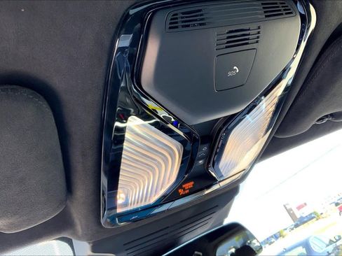 New 2026 BMW X7 M60i image 18