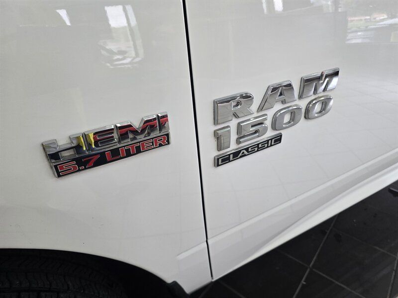 Used 2019 RAM 1500 Tradesman w/ Chrome Appearance Group AWD/4WD image 25