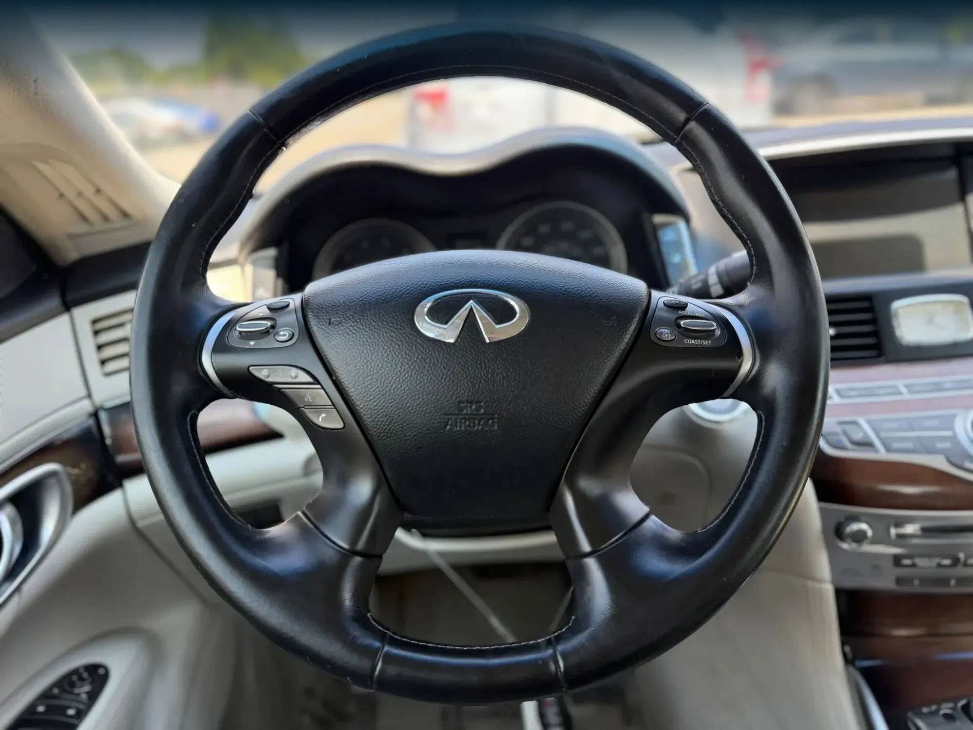 Used 2011 INFINITI M37 w/ Deluxe Touring Pkg RWD image 25