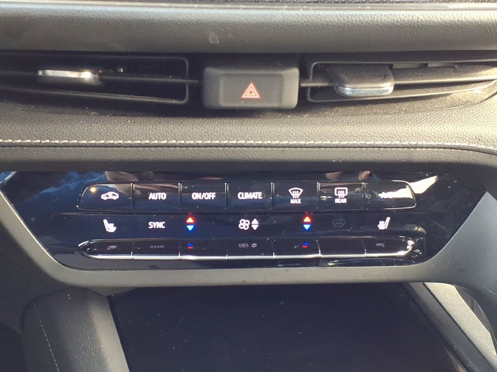 Used 2023 Buick Envision Preferred AWD/4WD image 23