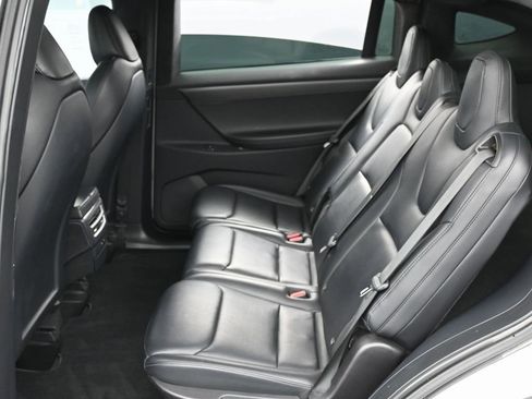 Used 2021 Tesla Model X Performance image 37