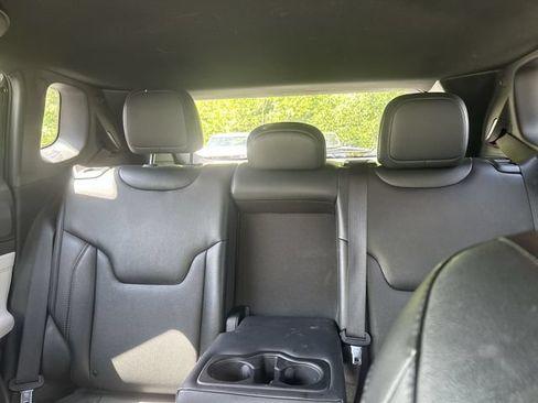 Used 2023 Jeep Compass Limited AWD/4WD image 27