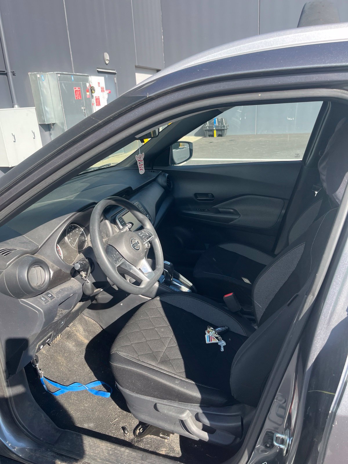 Used 2019 Nissan Kicks S FWD image 5