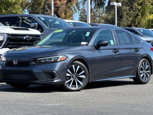 Used 2023 Honda Civic EX image 9