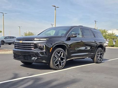 New 2026 Chevrolet Traverse High Country image 2