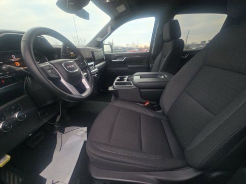 Used 2024 GMC Sierra 1500 Elevation image 11