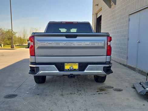 Used 2025 Chevrolet Silverado 1500 LT RWD image 4