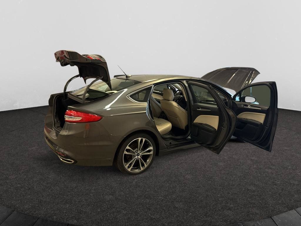 Used 2017 Ford Fusion Titanium AWD/4WD image 14