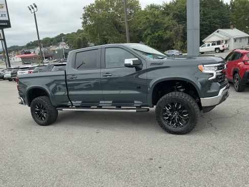 New 2025 Chevrolet Silverado 1500 LT w/ Z71 Off-Road Package image 2