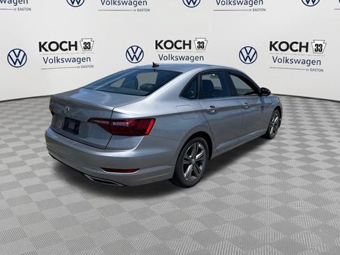 Used 2021 Volkswagen Jetta R-Line w/ R-Line Cold Weather Package FWD image 8
