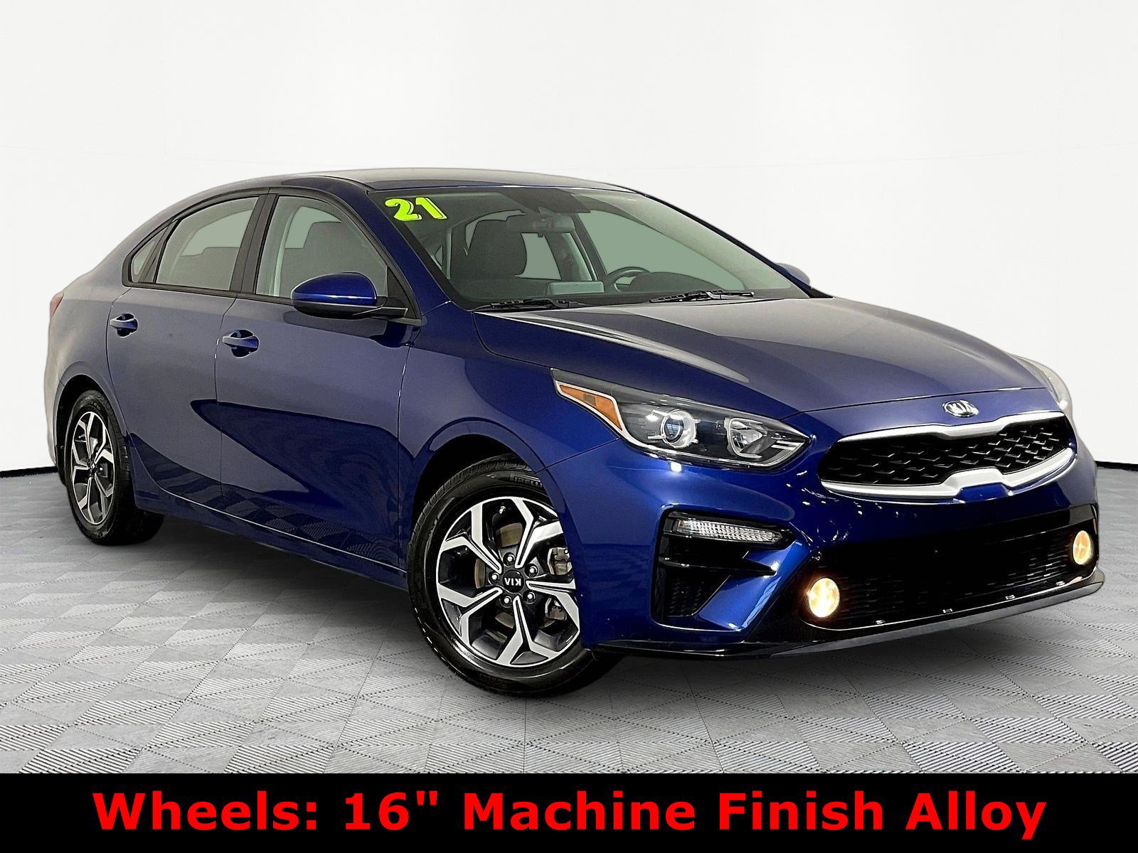 Used 2021 Kia Forte LXS FWD image 3