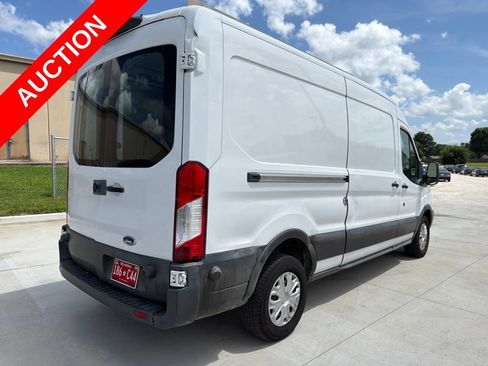 Used 2018 Ford Transit 250 148 Medium Roof RWD image 5