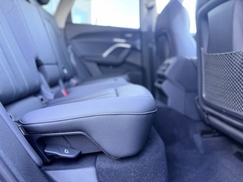 Used 2025 Audi Q5 Premium Plus w/ Premium Plus image 18