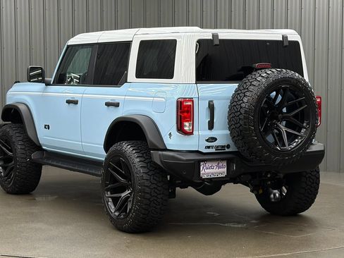 Used 2025 Ford Bronco Heritage Edition AWD/4WD image 3