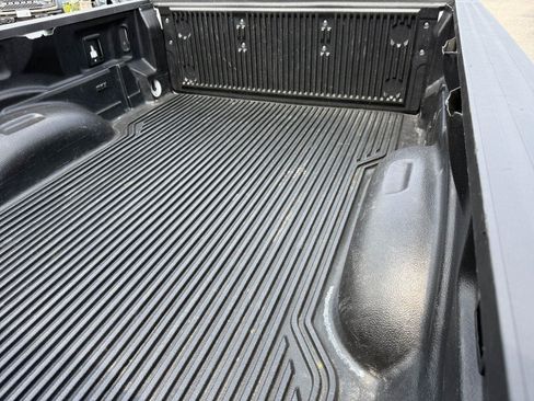Used 2022 Ford F250 XLT AWD/4WD image 12