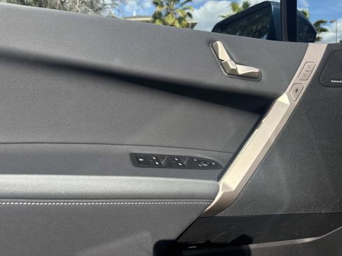 Used 2026 BMW iX xDrive45 w/ Premium Package image 17