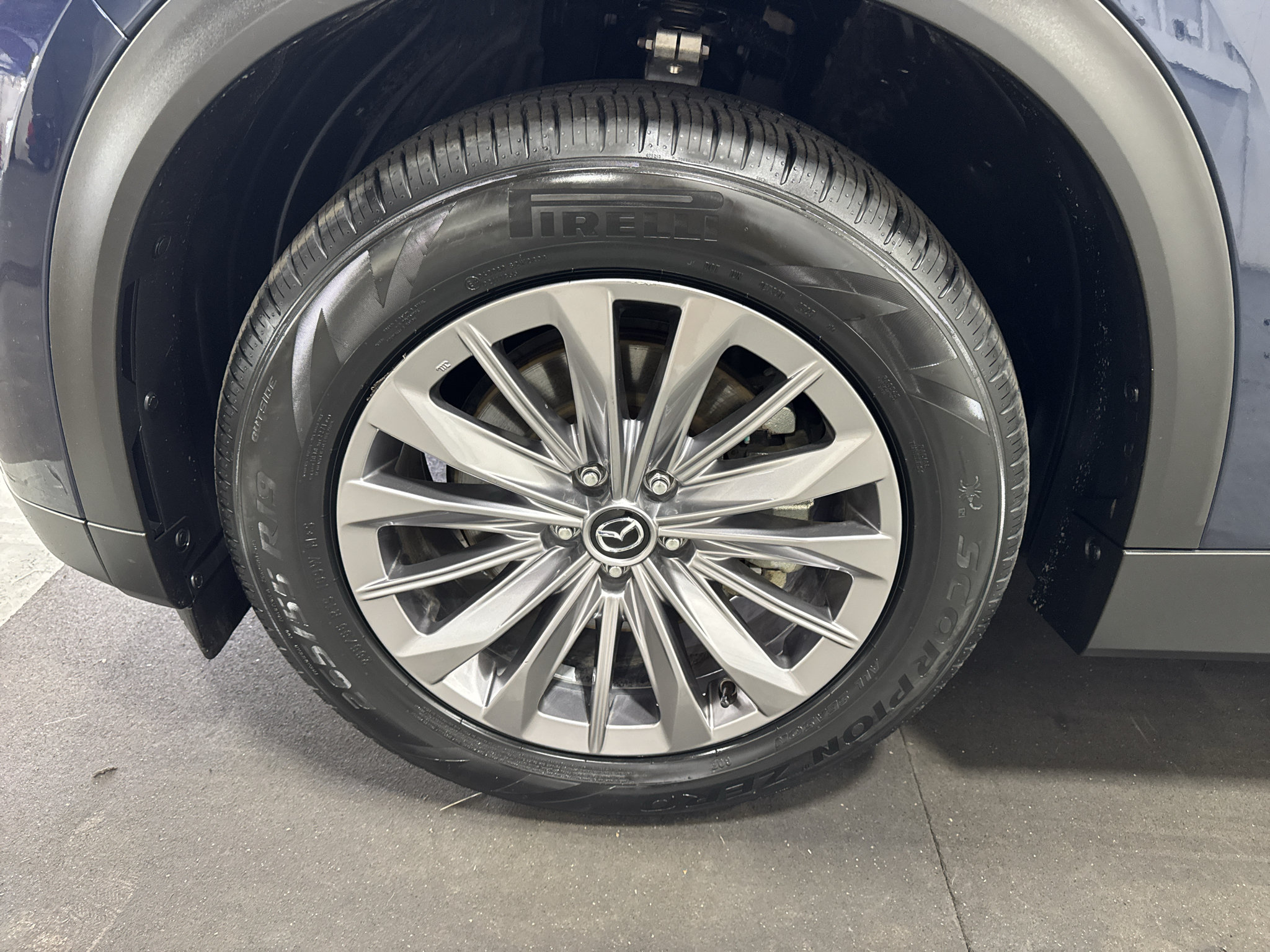 Used 2025 MAZDA CX-90 3.3 Turbo w/ Select Package AWD/4WD image 8