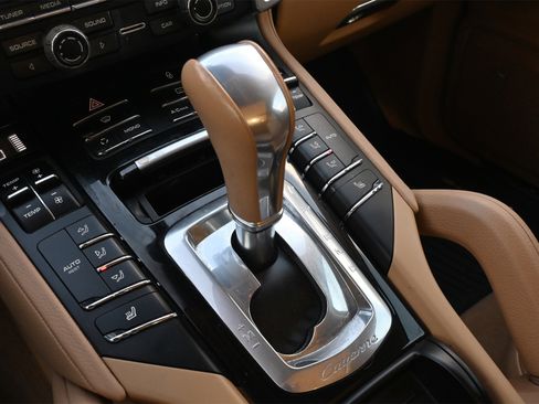 Used 2013 Porsche Cayenne S image 14