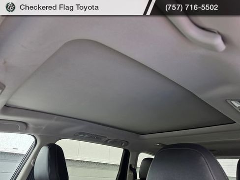 Used 2023 Subaru Ascent Onyx Edition AWD/4WD image 22