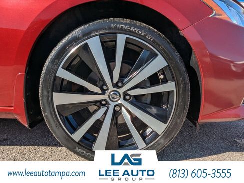 Used 2020 Nissan Altima 2.5 SR image 10