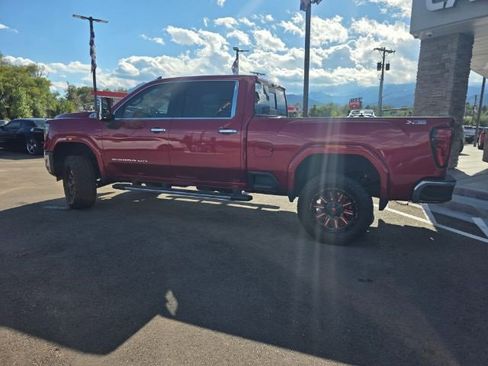 Used 2024 GMC Sierra 2500 SLT w/ SLT Premium Package image 43