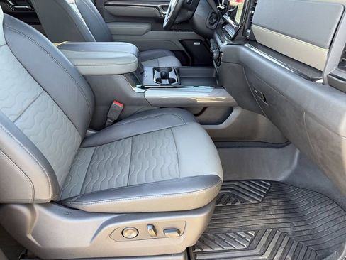 Used 2026 Chevrolet Silverado 2500 ZR2 w/ LPO, Dark Essentials Package AWD/4WD image 12