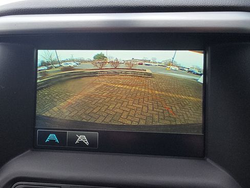 Used 2019 GMC Acadia SLE image 27