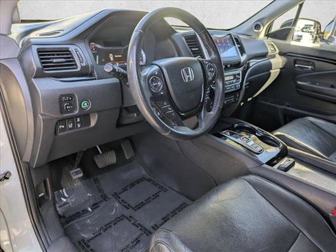 Used 2018 Honda Pilot Elite image 9