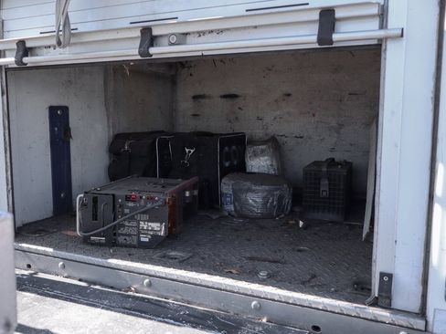 Used 2013 Ford F550 2WD Regular Cab Super Duty w/ Payload Upgrade Pkg image 8