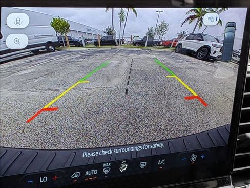 Used 2024 Ford Transit 350 XLT RWD image 9