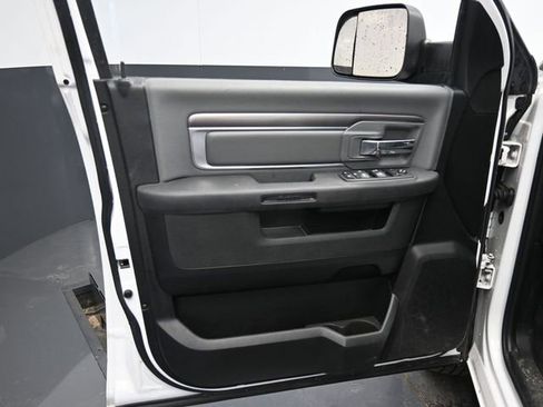 Used 2023 RAM 1500 Classic SLT w/ Trailer & Traction Group image 13