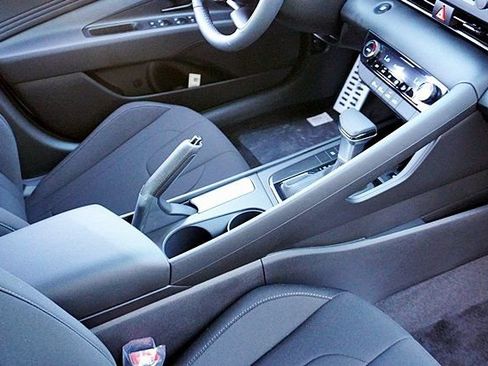 New 2026 Hyundai Elantra Sport image 14