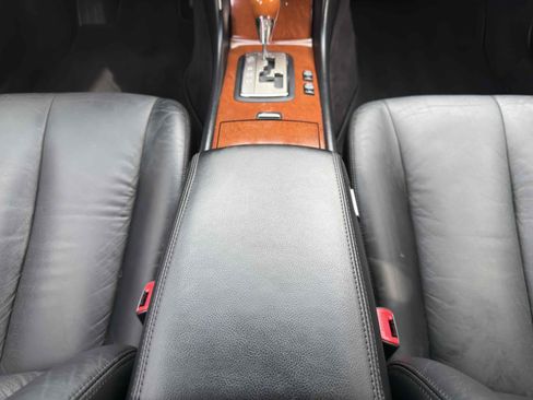 Used 2004 INFINITI Q45 Luxury w/ Journey Pkg image 42