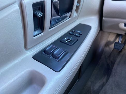 Used 1997 Cadillac Eldorado Touring image 25
